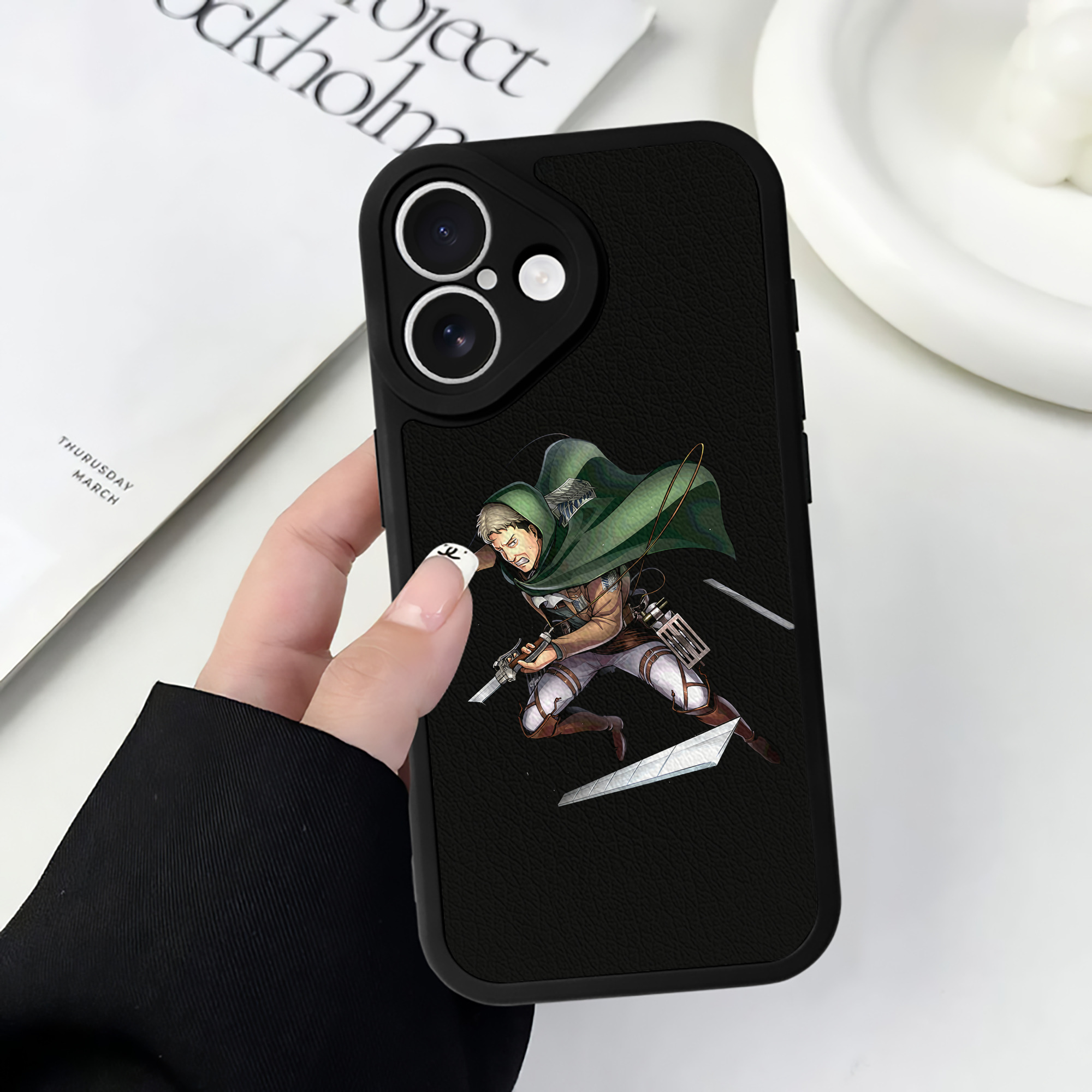 （画像用） 進撃の巨人 Attack on Titan 【iPhone 16シリーズ対応】シリコンスマホケース（レザー調） 材質：シリコン
